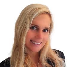 Melanie Hildebrandt's Instagram, Twitter & Facebook