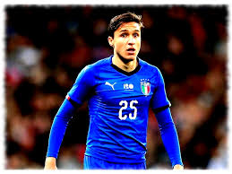 Federico chiesa of italy poses during the official portrait session at centro tecnico federale di coverciano on september 2, 2020 in florence, italy. Federico Chiesa Italia Portogallo Gazzaviola