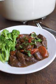 Chinese Braised Beef With Carrots Eat Little Bird Recipe Delicious Beef Recipe Beef Braised