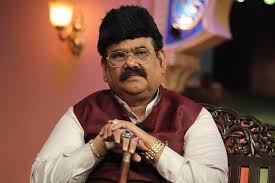 Satish kaushik (born 13 april 1956) is an indian film director, producer, and actor, primarily in the hindi cinema and theatre. Satish Kaushik Tries On His Poker Face
