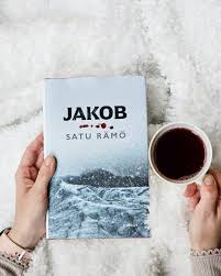 Satu Rämö (@Islannin_Satu)