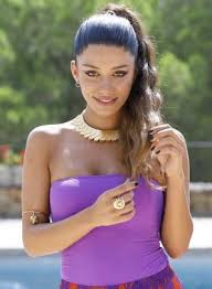 » j'ai alors beaucoup réfléchi sur les aventures de la jungle et, à mon tour, j'ai réussi, avec un crayon. Photos Les Princes Et Les Princesse De L Amour W9 Le Casting De La Nouvelle Saison Avec Tele 7 Jours