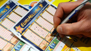Photo Euromillions: le jackpot record d'au moins 243 millions d'euros ...