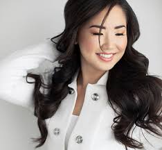 Tami Renner's Instagram, Twitter & Facebook