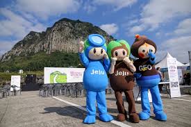 Tourism commands a large fraction of jeju's economy. Jeju Tourism English On Twitter The First Day Of The Jeju Geo Festival At Yongmeori Coast And Sanbangsan Mountain Was Held Today More Https T Co Tkb67u7lgk Https T Co Hcx4dje0t5
