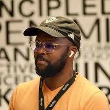 Evan Pitts's Instagram, Twitter & Facebook