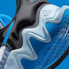 The latest nike giannis immortality to surface ostensibly draws inspiration from the aforementioned uniform given its various shades of vibrant blue across an understated greyscale arrangement. Ou0myri W0n38m