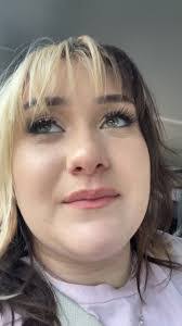 Mary Seely's Instagram, Twitter & Facebook