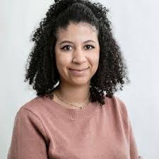 Ellen Hook's Instagram, Twitter & Facebook