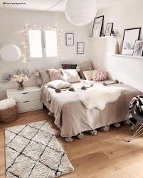 Comfortable bedroom sofa beds, the practical and stylish sofa beds are the ideal solution for your limited space apartment and for an additional person coming to spend his night in your home. New Pics Interior Bedroom Design Style Apartment Bedroom Decor Room Inspiration Bedroom Bedroom Design