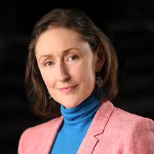 Jennifer Joos's Instagram, Twitter & Facebook