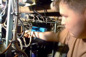 235 374th Aircraft Maintenance Squadron Image: PICRYL