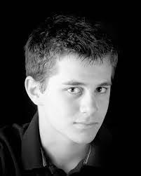 Wade Farr's Instagram, Twitter & Facebook