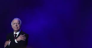 O fadista carlos do carmo morreu hoje de manhã aos 81 anos no hospital de santa maria, em lisboa, disse o filho à lusa. Morreu Carlos Do Carmo