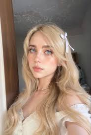 Arafed woman with blonde hair., Portrait of Vanessa Rhd, 2 4 year old  female mod - SeaArt AI