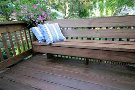 thompson s water seal waterproofing stain in nutmeg brown makes a great backdrop for any accent colors patio deck designs outdoor structure deck colors