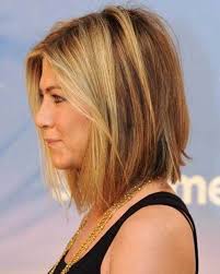 Unsichtbare lagen für einen weichen schnitt. 20 Jennifer Aniston Lange Bob Madame Friisuren Frisur Ab 40 Haarschnitt Haarschnitt Kurz