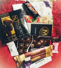 Coklat didatangi pelbagai jenis iaitu susu (milk), putih (white) & gelap (dark). Magnum Espresso Chocolate Bar Farhana Jafri