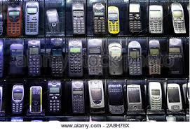 We would like to show you a description here but the site won't allow us. Telefonos Moviles Antiguos En Un Escaparate Del Mercado De La Tecnologia Los Telefonos Celulares Desde Principios De Los 2000 S Fotografia De Stock Alamy
