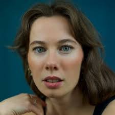 Elle Mac (@ellemac18)