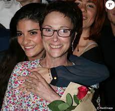 Ses enfants et sa famille l'ont annoncé par un communiqué, mercredi 4 septembre. Mort D Ariane Carletti Un An Apres Le Message Poignant De Sa Fille Eleonore Purepeople