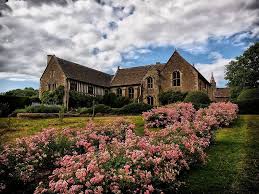 Posted by celebfan at 3:45 pm feb 26th. Great Chalfield Manor Melksham Aktuelle 2021 Lohnt Es Sich Mit Fotos Tripadvisor
