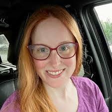 Kristin Deleeuw's Instagram, Twitter & Facebook