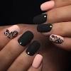 Atrévete a llevar tus uñas negras con un plus de actitud totalmente rocker, hay cientos de tipos de uñas negras protagonistas de muchos diseños de nail art en gel. Https Encrypted Tbn0 Gstatic Com Images Q Tbn And9gcsm Ueosdfvpyl6st1gfhlx Jl2zkklzovqihwdkzqkovzwzldj Usqp Cau