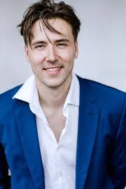 John Senor's Instagram, Twitter & Facebook