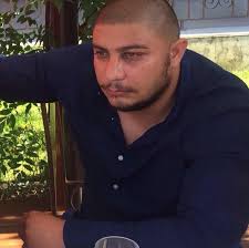 Prietenii tăi fac parte din galerie sau ieși și cu alt tip de oameni? Soc Printre Suporteri Un Important Lider De Galerie A Fost Injunghiat In PlinÄƒ StradÄƒ