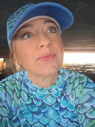 It's fall y'all.... what do you even mean???? 🤪🧜‍♀️🫶🤙🌅 #itsfallya...