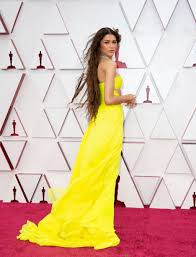 Nominees andra day, carey mulligan, and vanessa kirby along with presenter zendaya all decided on a little bit of midriff. 4q1ao8oforlqkm
