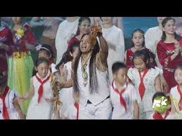 Leo Rojas El Condor Pasa Live In Meishan China 2018 Chinese Tv Sichuan Youtube Native American Indian Music American Indian Music Leo