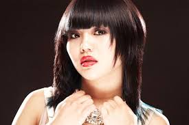 Hourly rates to stay on and keep makeup touched up throughout reception: Best Makeup Colors For Black Hair Sheknows