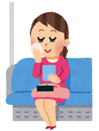 電車内で化粧をする女性のイラスト&nbsp;|&nbsp;かわいいフリー素材集&nbsp;いらすとや
