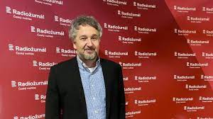 Petr smejkal čajkovského 623 valašské meziříčí 757 01. Epidemiolog Smejkal Vydrzme To Pres Velikonoce Cim Na Sebe Budeme Prisnejsi Tim Driv Se Deti Vrati Do Skol Mujrozhlas