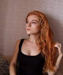 Good Night Jolie Rousse Idees De Coiffures Coiffure