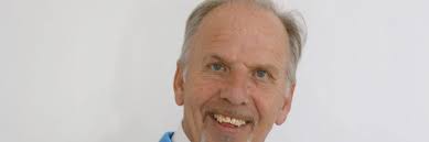 Book Jacob Haugaard på tlf: 70 27 03 07