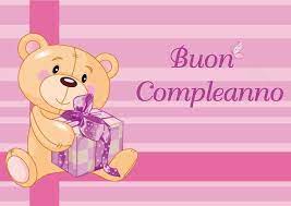 Buon Compleanno Orsacchiotto Con Il Regalo Per Voi Buon Compleanno Auguri Di Buon Compleanno Immagini Di Buon Compleanno