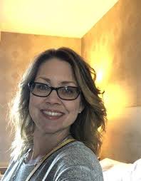 Salon 152, 9328 N Oak Trfy, Kansas City, MO 64155, US