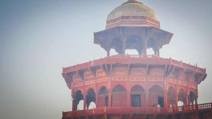 Taj Mahal Guided Tour - An Epitome of Love
