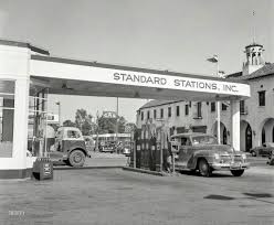 Tracy Ca 1942 Old Gas Stations Gas Station Service Station