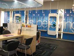 Vogue Optical By Breakhouse Via Behance Store Interiors Retail Design Shop Interiors