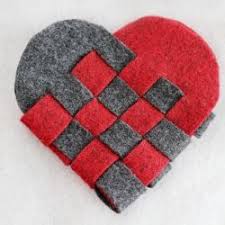 These Woven Heart Baskets Are A Traditional Danish Decoration To Celebrate Christmas Great For Garland Tree Deco Valentines Coasters Danish Christmas Weaving