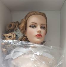 Tonner Doll Company Tyler Wentworth Fashion Dolls