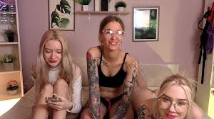 Watch kebesheska Top Porn Video [Chaturbate] - bigass, lesbian, lovense,  blonde, teen