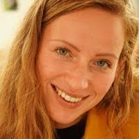 Tara Post's Instagram, Twitter & Facebook