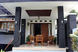 Pentingnya memilih warna cat pada teras rumah bos properti sumber warna cat teras rumah sederhana yang bagus desain minimalis sumber rumahbagusminimalis.com. Model Kombinasi Warna Cat Teras Rumah Minimalis Terbaru