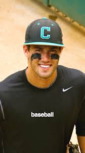 Not a highlight story 🤷‍♂️🤟⚾️, But it is real & it shape me into who I am  today 🌎 & for that I’m grateful., If I could go back and tell my 20 yr old  self one thing, it’d be this:, There are better ...