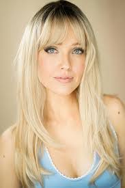 Lorie Gibson's Instagram, Twitter & Facebook